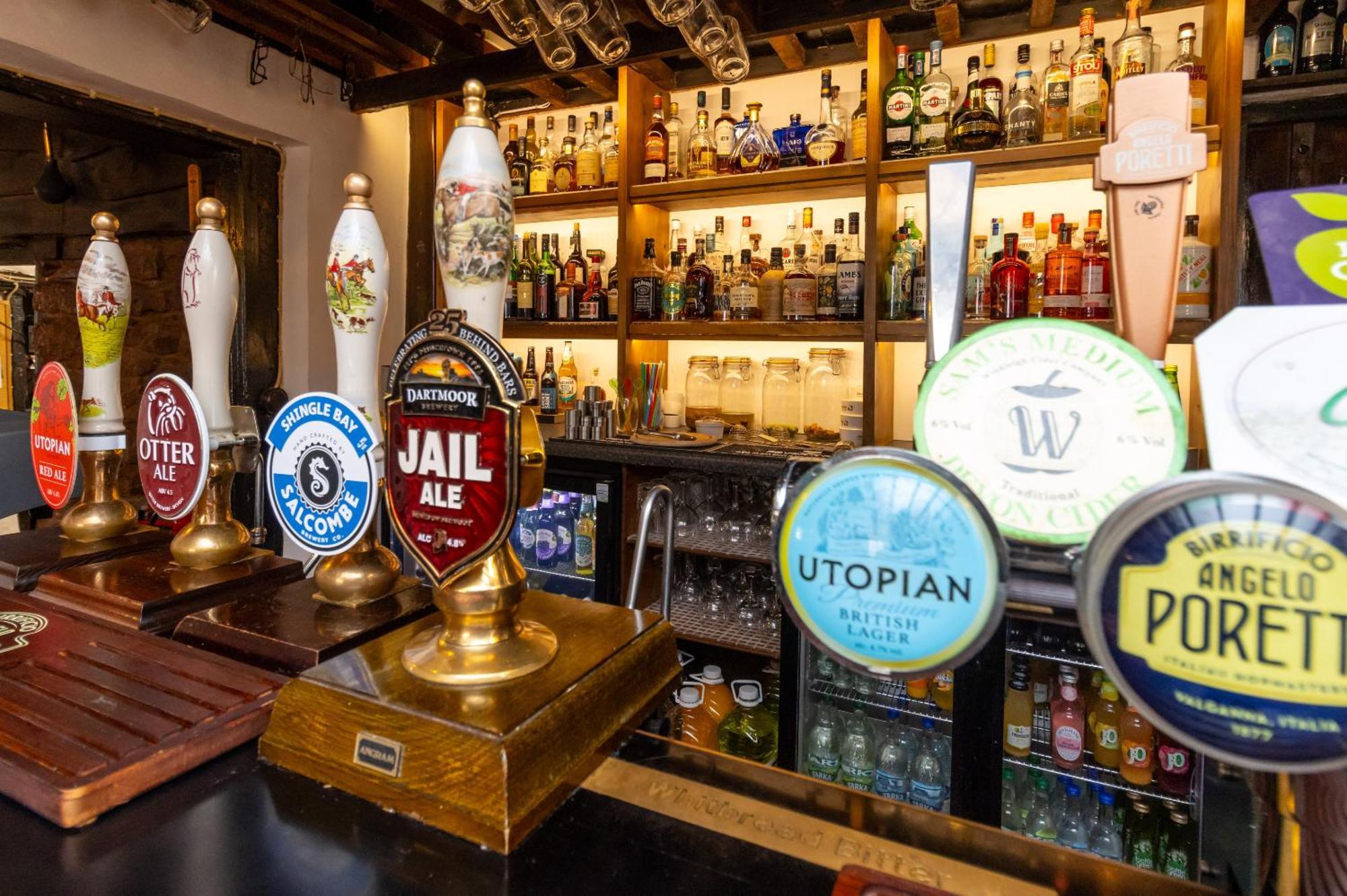 New Inn クレディトン エクステリア 写真
